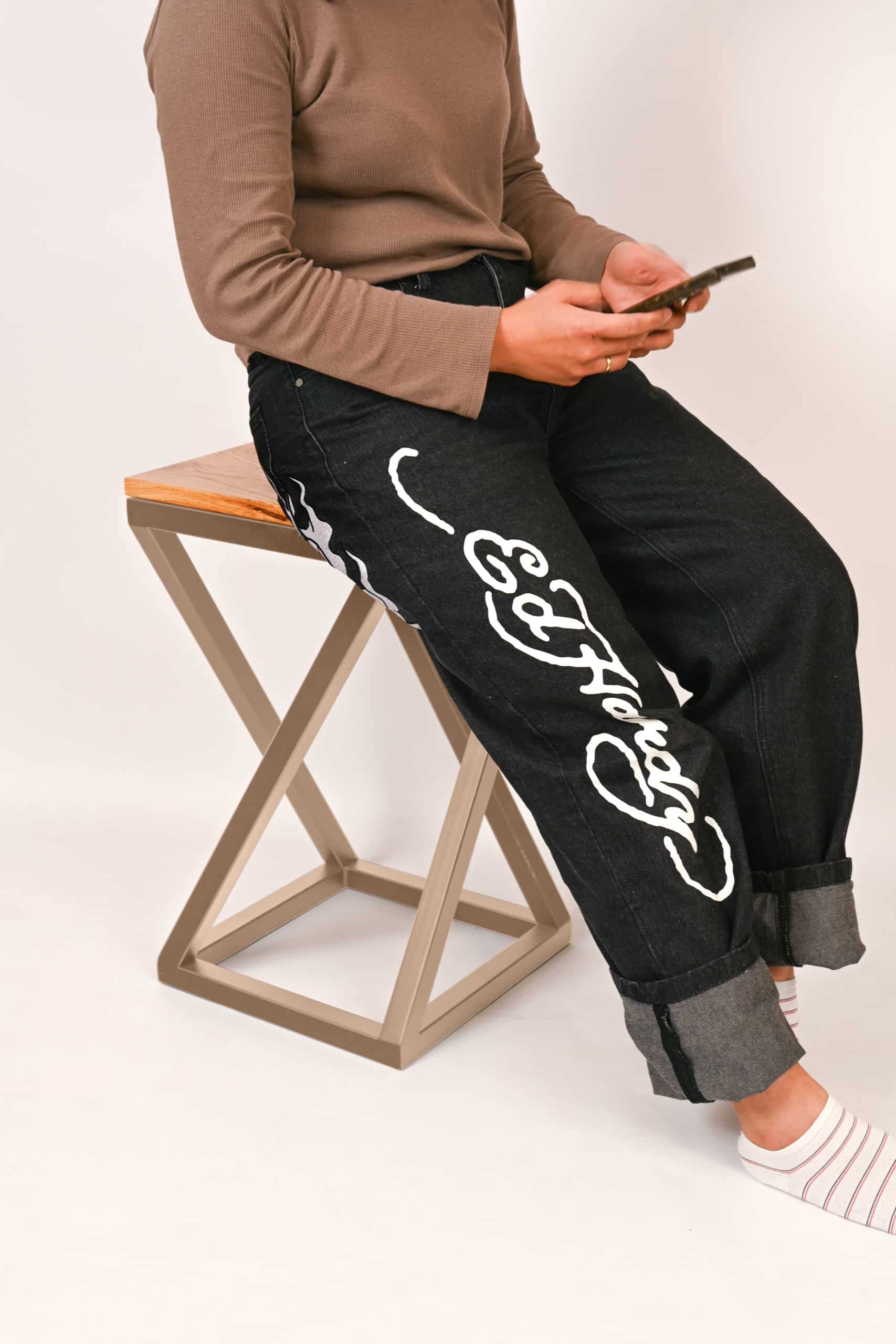 Taboret Twist | Szary beż